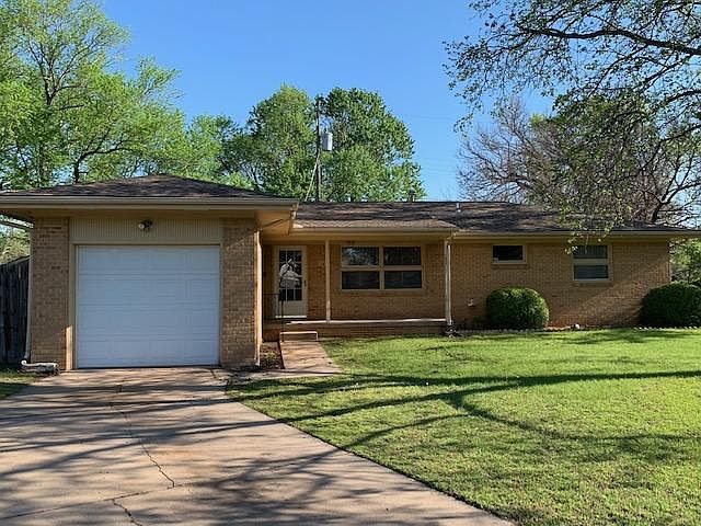 Full brick home in great neighborhood