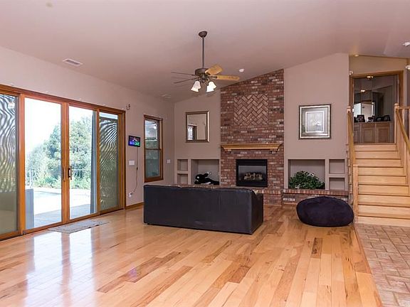 4th image of 2920 W Glen Haven Dr