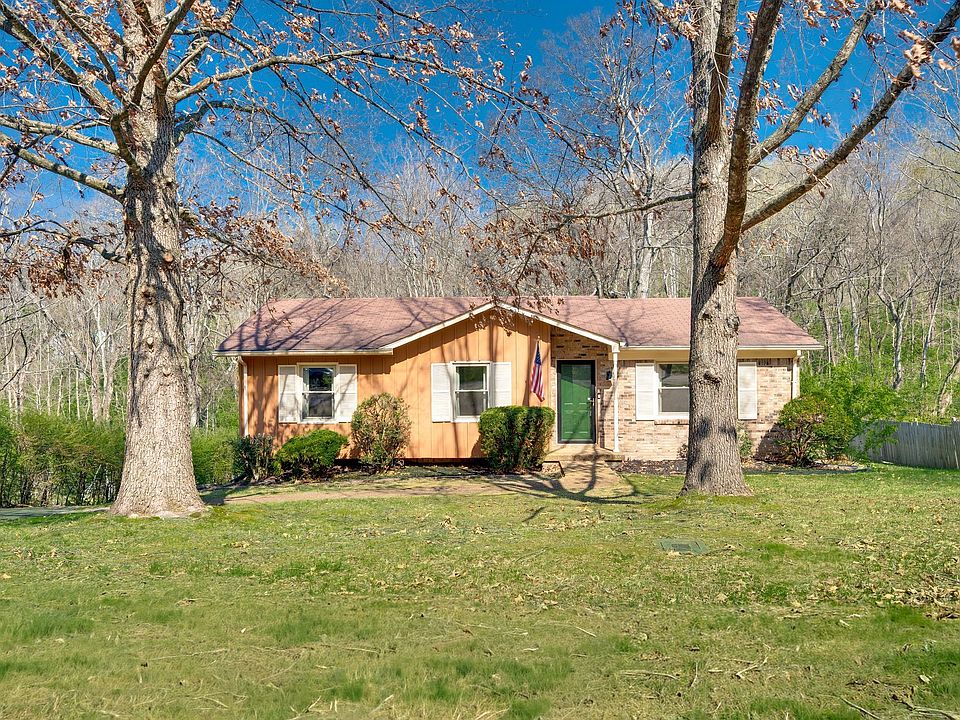 1st image of 520 Holt Valley Rd