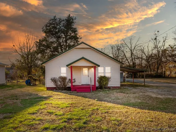 709 N Jefferson Ave, Wagoner, OK 74467