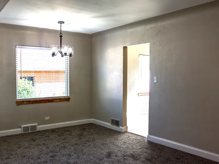2870 Grape St — Photo 6