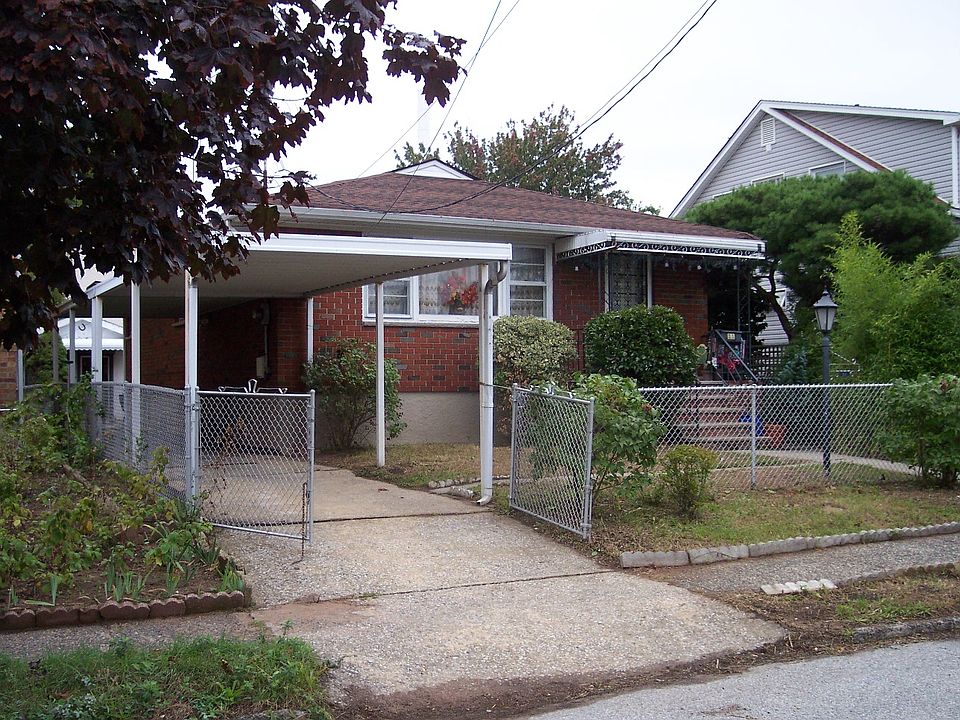 2nd image of 11 McClean Ave