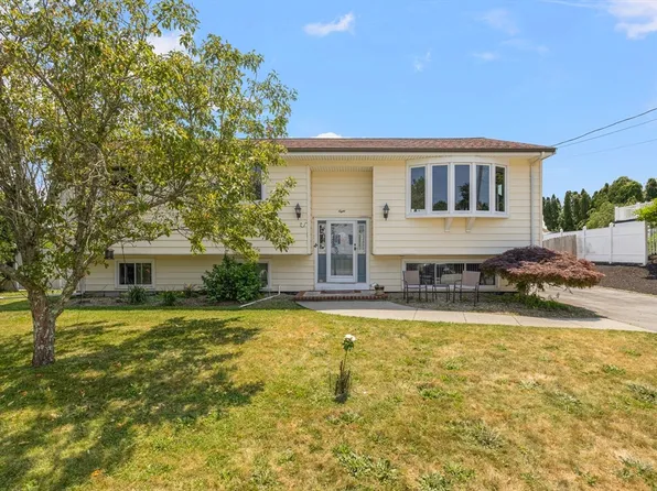 8 Tenley Ave, Dartmouth, MA 02747