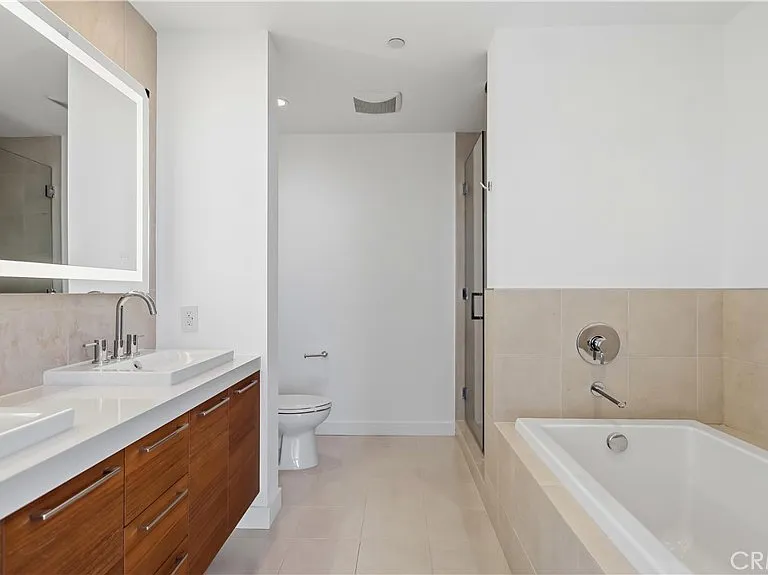 9 Macarthur Pl #N2002 — Photo 24
