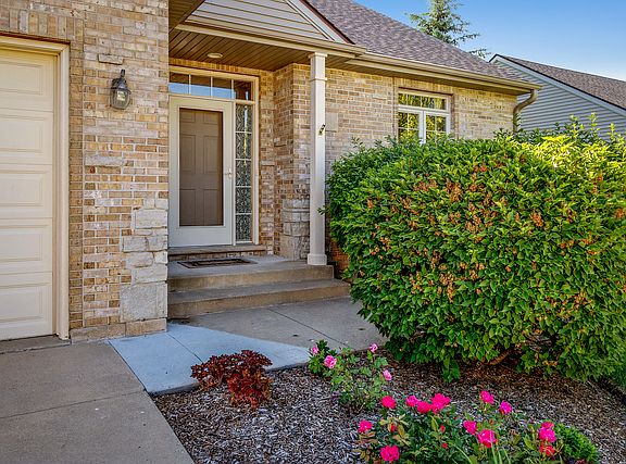 2nd image of 10881 Harry Dr #0