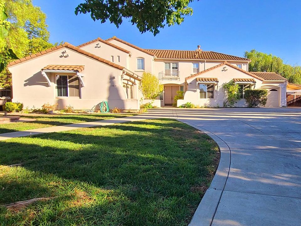 1st image of 2610 Creekview Meadow Ct