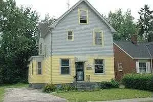12506 Crennell Ave photo 1