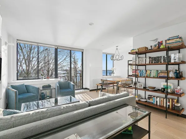 21 S End Ave APT 402, New York, NY 10280