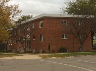 208 W College St APT 10, Albert Lea, MN 56007