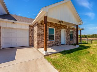 119 N Park Ct UNIT 1, Springtown, TX 76082