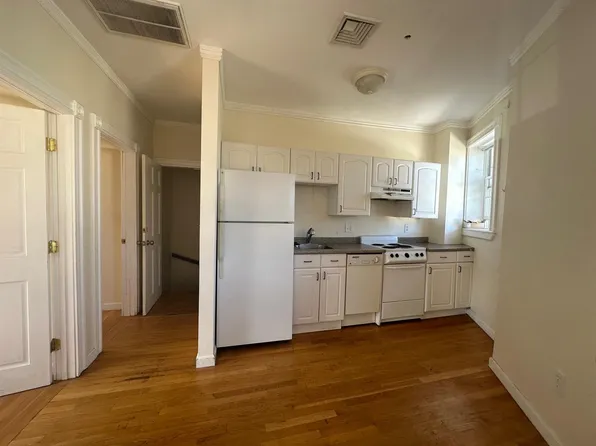 4 Bishop Allen Dr, Cambridge, MA