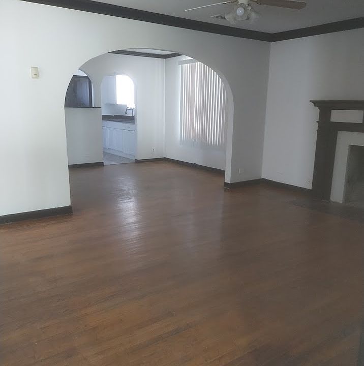 2nd image of 1239 Harlandale Ave
