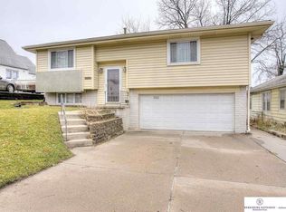 3962 F St, Omaha, NE 68107