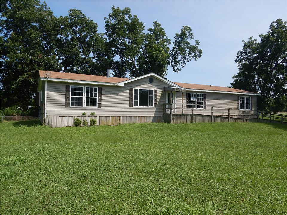 1st image of 230 Longhorn Dr