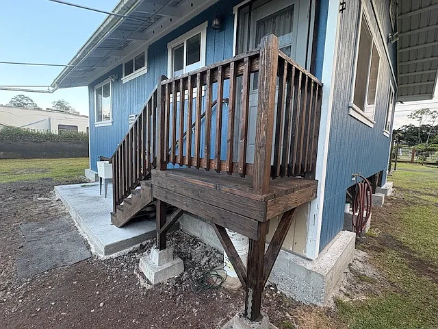 Coral Dr — Photo 8