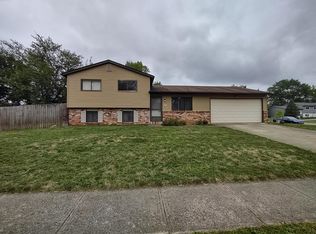 1715 Kinross Ln, Galloway, OH 43119