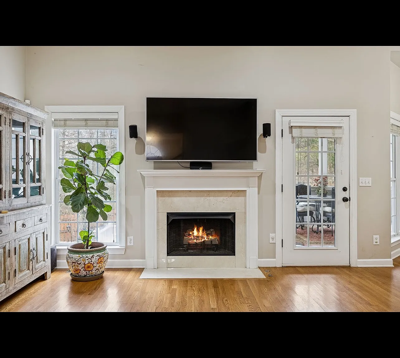 4 bed, 2862 sqft, $4,000 — Photo 4