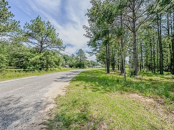 4th image of Ivywood Dr
