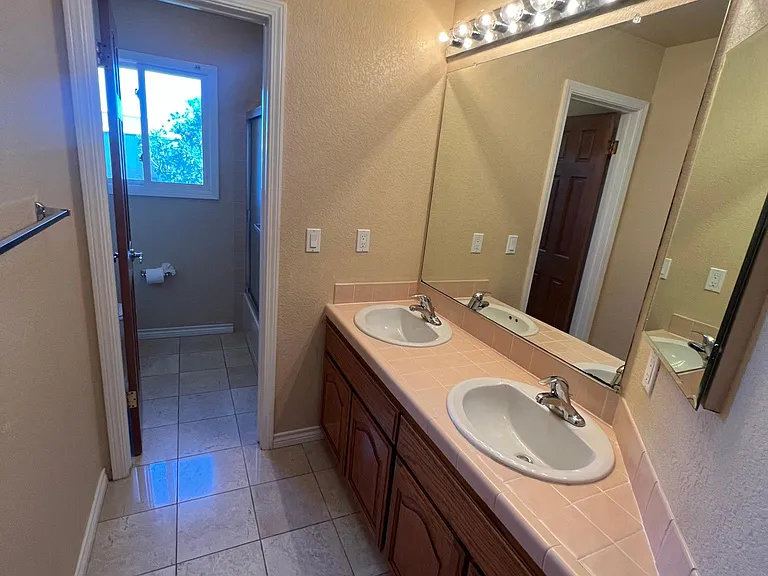 6516 Hirabayashi Dr — Photo 14
