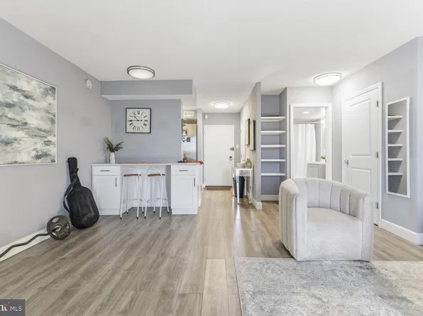 240 M St SW Unit 612E, Washington, DC 20024