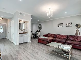9510 Val Verde St, Houston, TX 77063