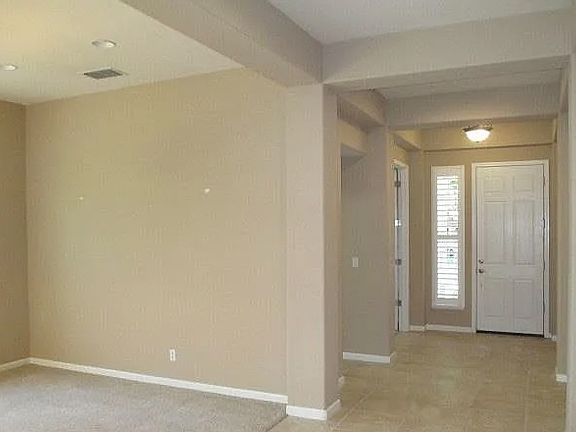 4th image of 225 Rock Creek Ct