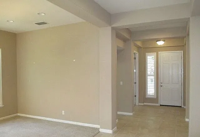225 Rock Creek Ct — Photo 4