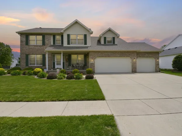 19 Bandecon Way, Bloomington, IL 61704