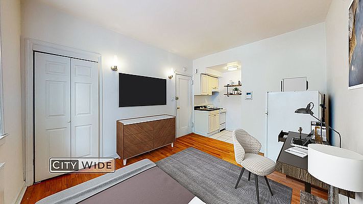 1st image of 257 E 61st St APT 2E