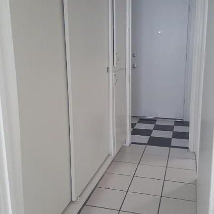 4th image of 1518 N Durant St APT 2