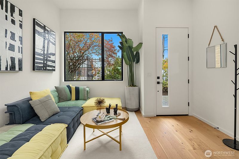 5th image of 5253 California Avenue SW #F