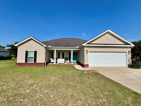 289 Azalea Ave, Hartford, AL 36344