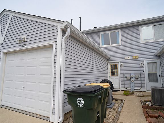 2nd image of 375 Meadow Green Ln