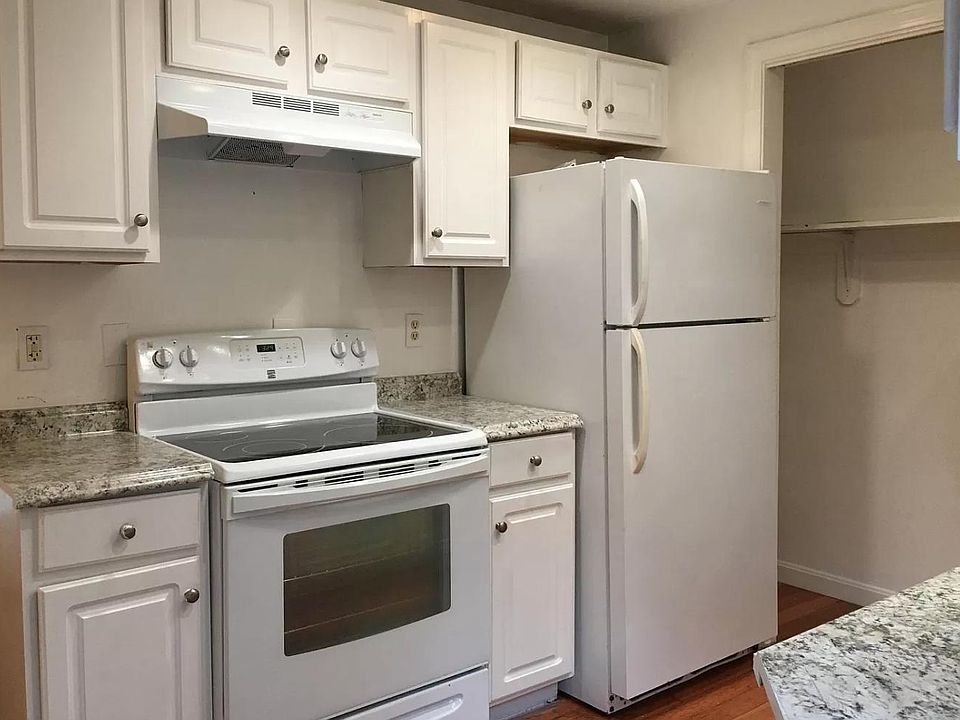 246 Teaticket Hwy, East Falmouth, MA 02536 Zillow