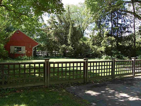 2nd image of 15 Parkway Ln