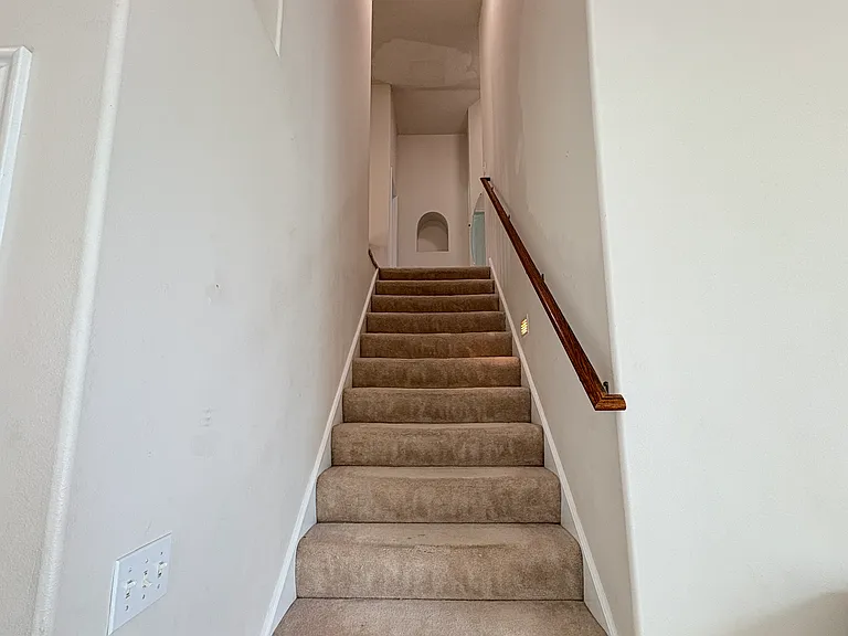 428 N 1200 E — Photo 10
