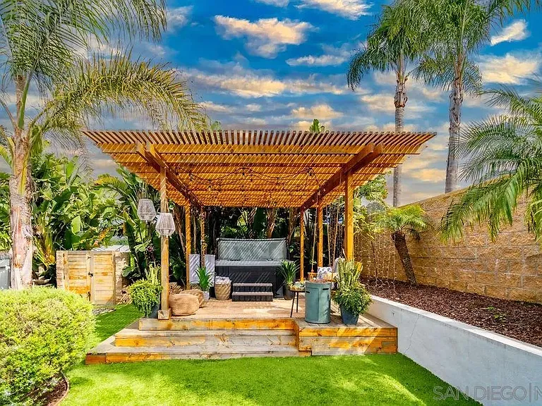 7904 Calle De La Plata — Photo 43