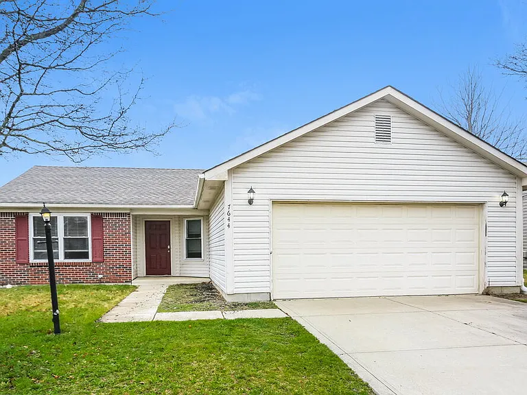 7644 Windy Hill Way — Photo 1