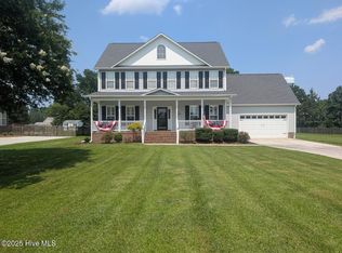 526 Rock Creek Dr N, Jacksonville, NC 28540