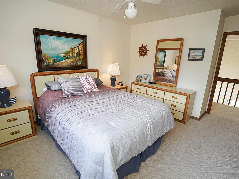 39028 Bayview W — Photo 63