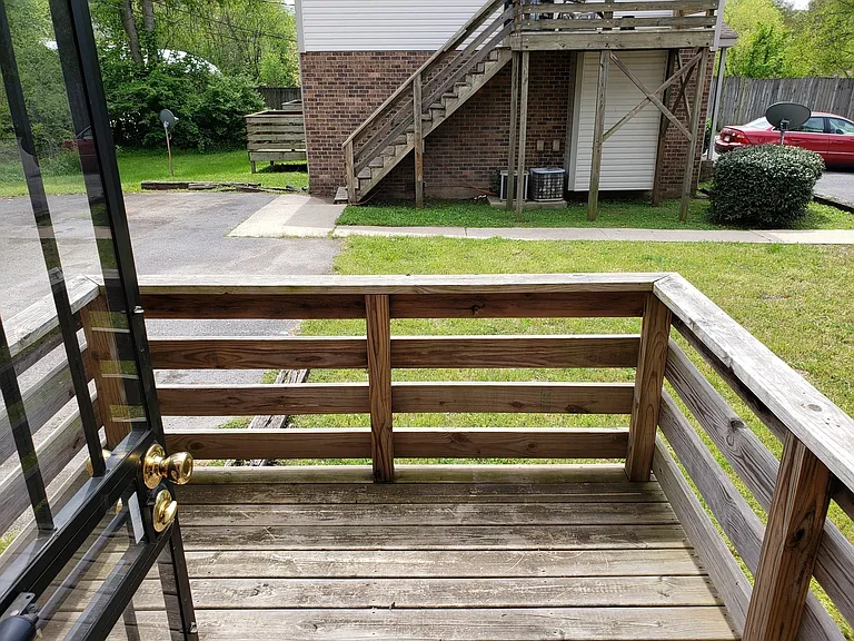 1101 Westchester Dr #D — Photo 9
