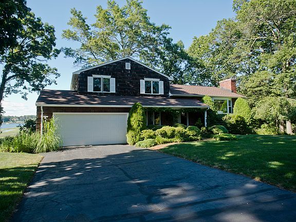 2nd image of 38 Pawson Landing Dr