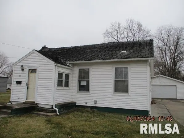 621 S Illinois St, Lewistown, IL 61542