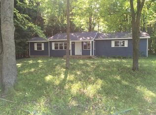 349 E Minkler Rd, Allegan, MI 49010