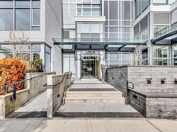 5th image of 6511 Sussex Ave #3405