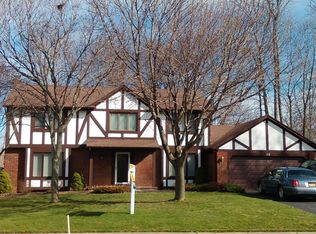 50 Brandon Cir, Rochester, NY 14612