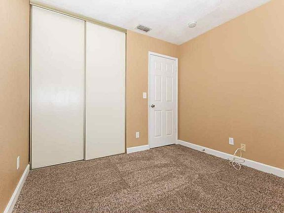 5th image of 4031 Wood Creek Ct