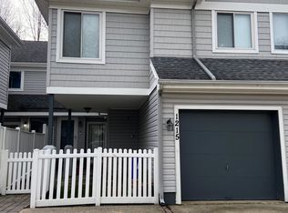 1215 Chanticleer, Cherry Hill, NJ 08003