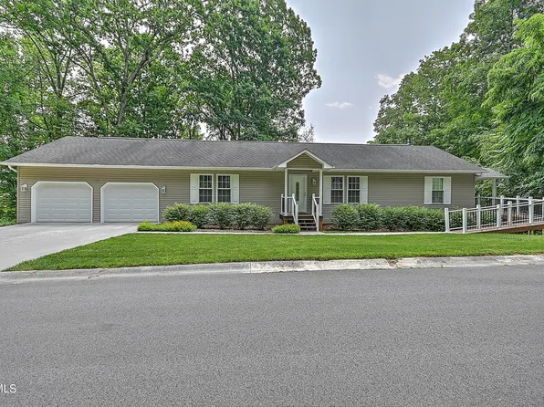 800 Lazywood Dr, Johnson City, TN 37601