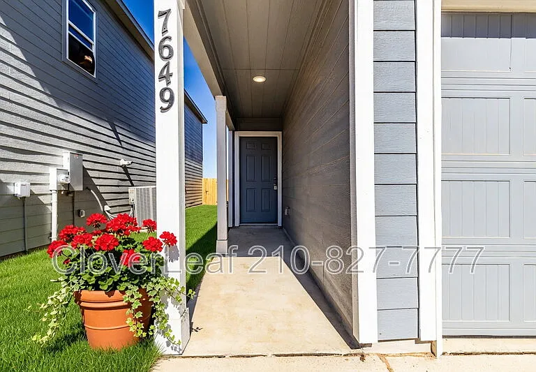 7649 Barcelo Way — Photo 4